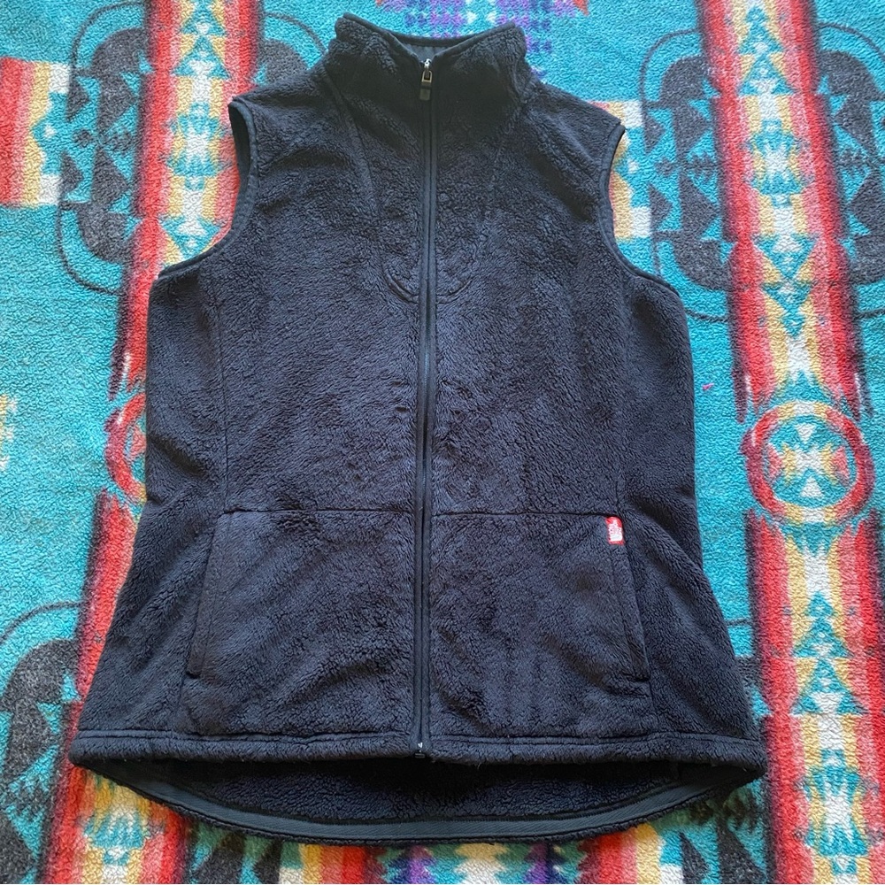 VTG The North face Womens Vest. Black. Medium. Pockets. 100% Polyester. 90’s.